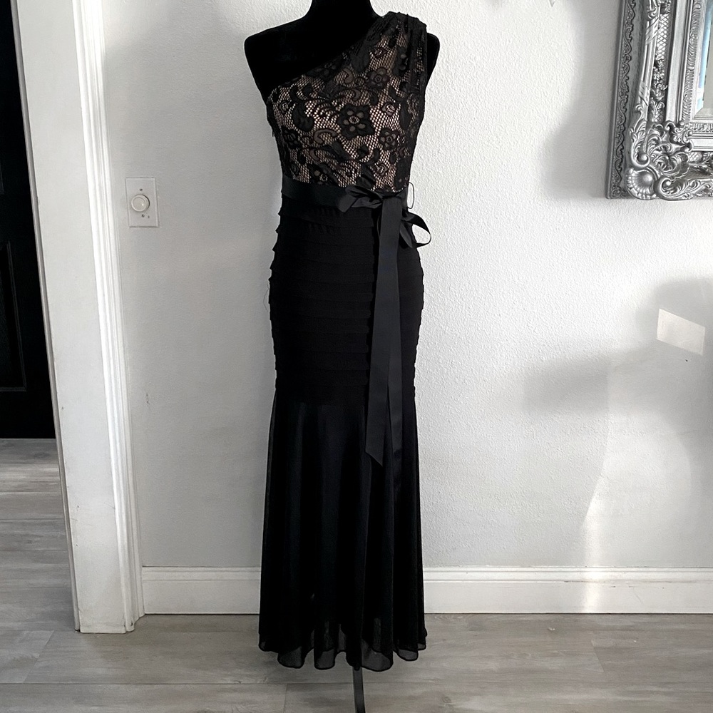 One shoulder long evening dress